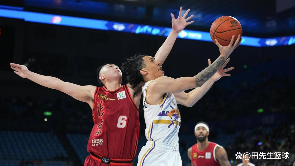 南京同城德比战,江苏队取得大胜 南京同城德比战,江苏队取得大胜