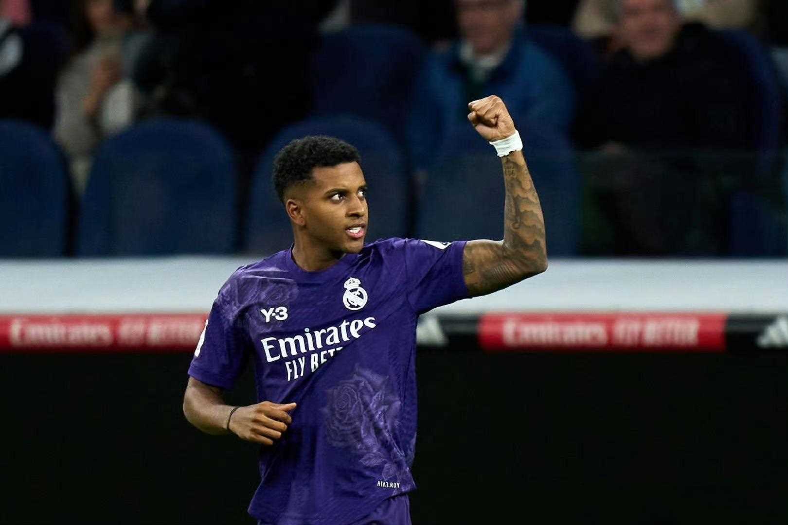 皇马逆袭曼城,奥德加多尔梅开二度 皇马逆袭曼城,奥德加多尔梅开二度