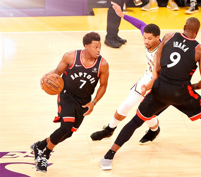 猛龙队备战下一场比赛,主教练强调团队合作需要 猛龙队备战下一场比赛,主教练强调团队合作需要