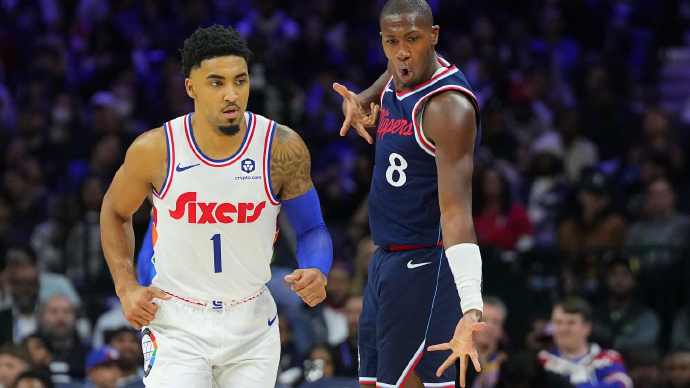 快船客场力克黄蜂,终结对手连胜 快船客场力克黄蜂,终结对手连胜