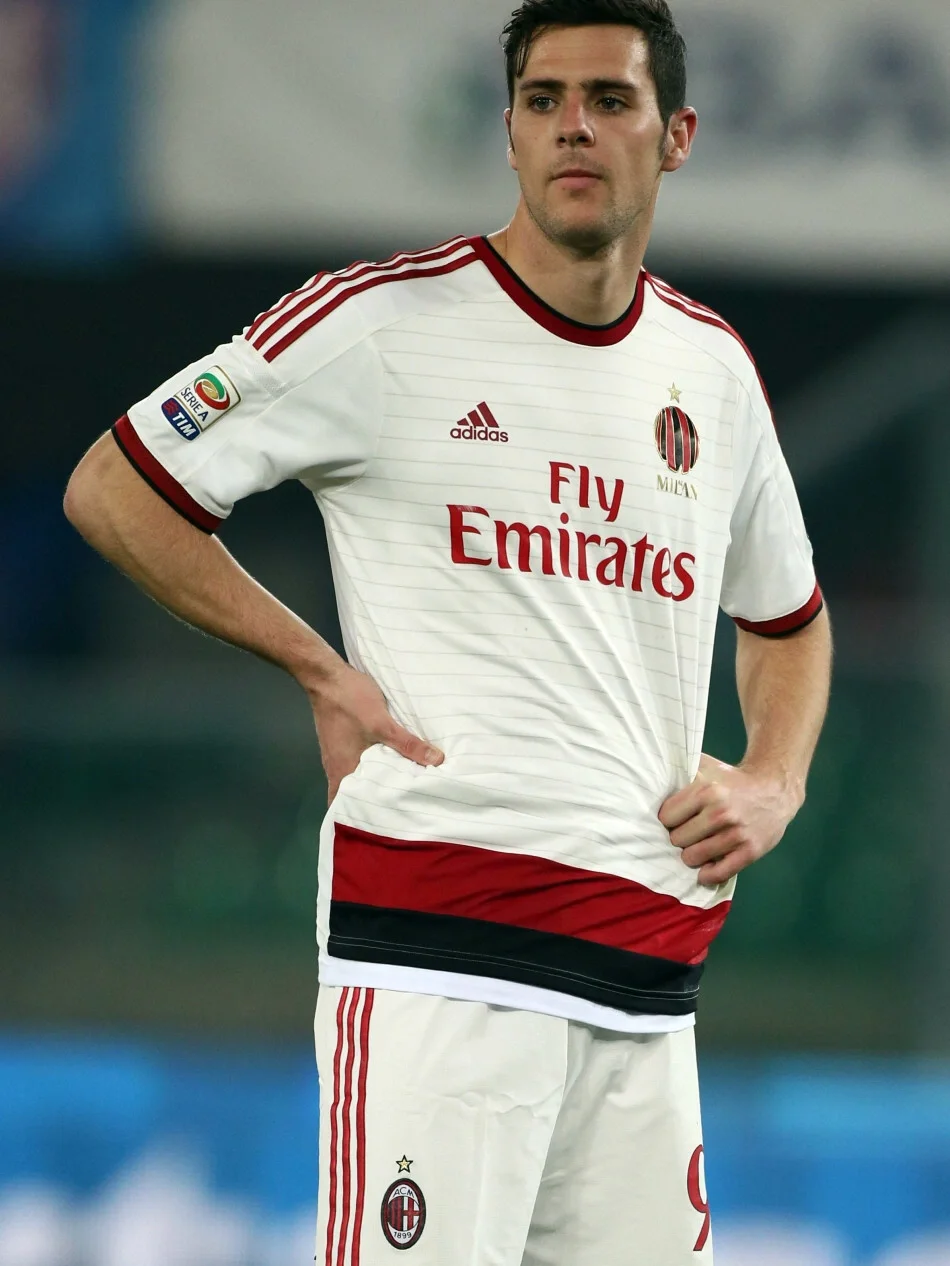 AC米兰他赢,客场胜券在握 AC米兰他赢,客场胜券在握