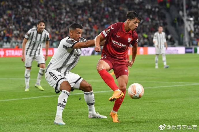 尤文图斯2-0完胜塞维利亚,提前晋级淘汰赛 尤文图斯2-0完胜塞维利亚,提前晋级淘汰赛