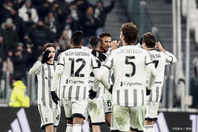 尤文图斯2-0完胜塞维利亚,提前晋级淘汰赛 尤文图斯2-0完胜塞维利亚,提前晋级淘汰赛