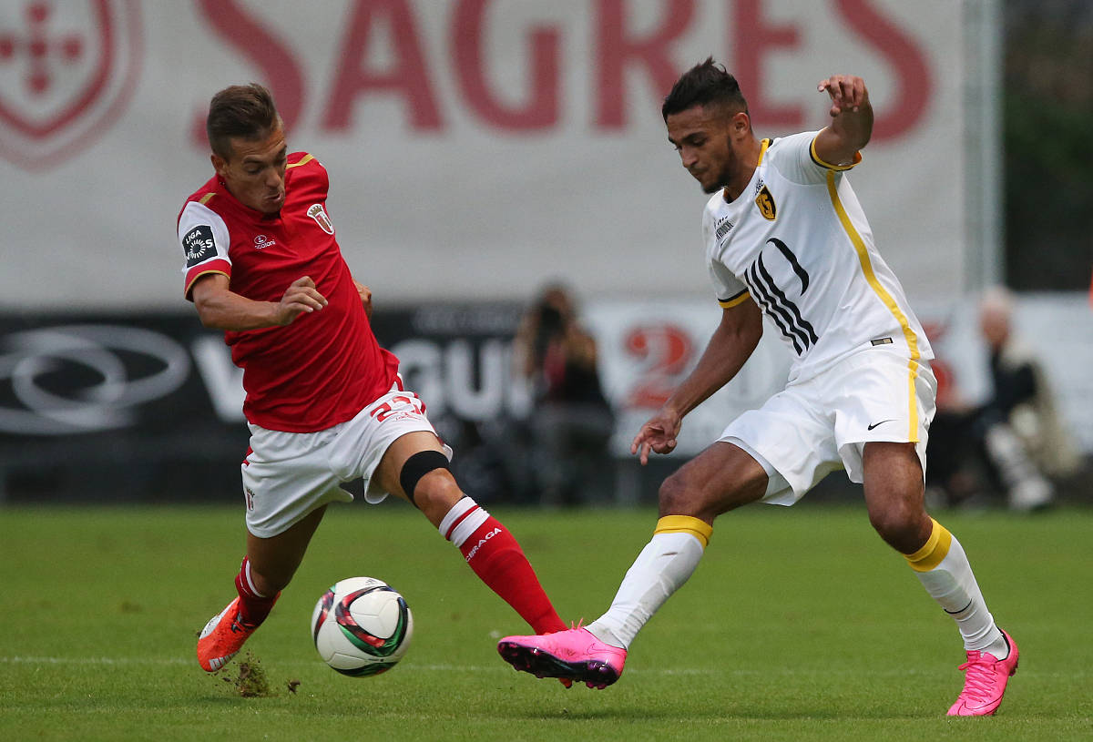 波尔图击败里尔,赢得三连胜 波尔图击败里尔,赢得三连胜