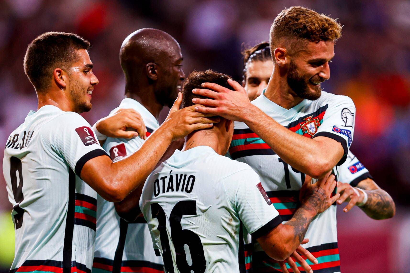 欧国联:阿塞拜疆对阿曼,实力差距明显 欧国联:阿塞拜疆对阿曼,实力差距明显