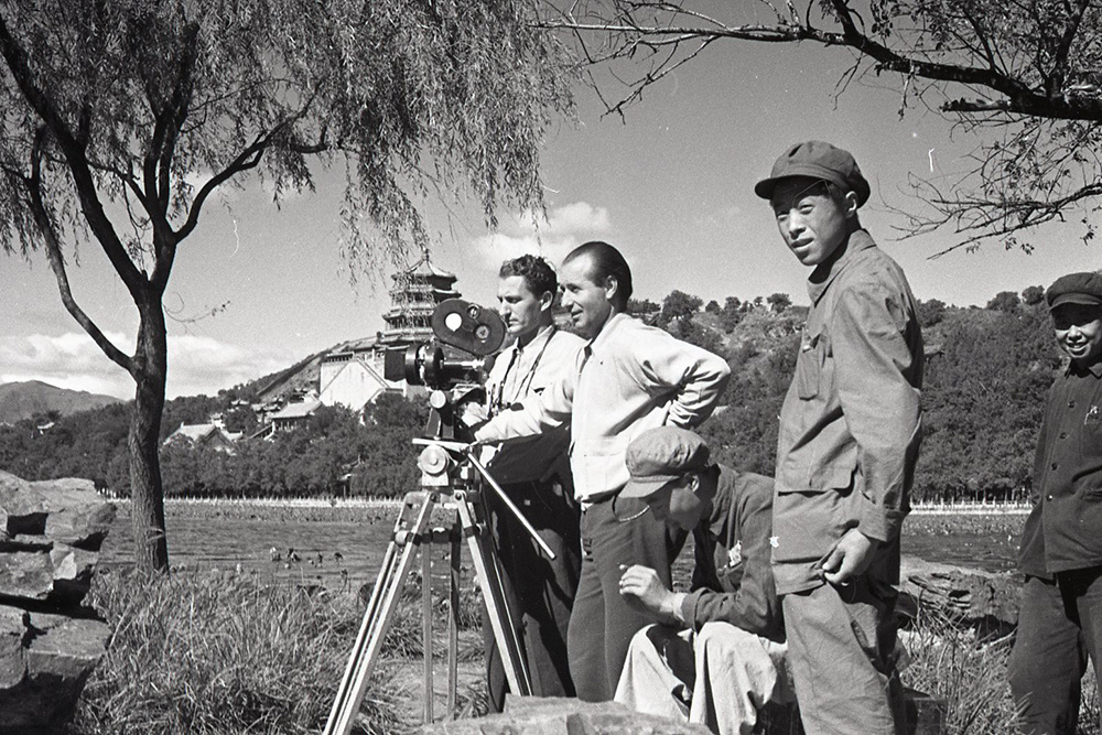 前苏联球队赢得胜利,实现四连胜 前苏联球队赢得胜利,实现四连胜