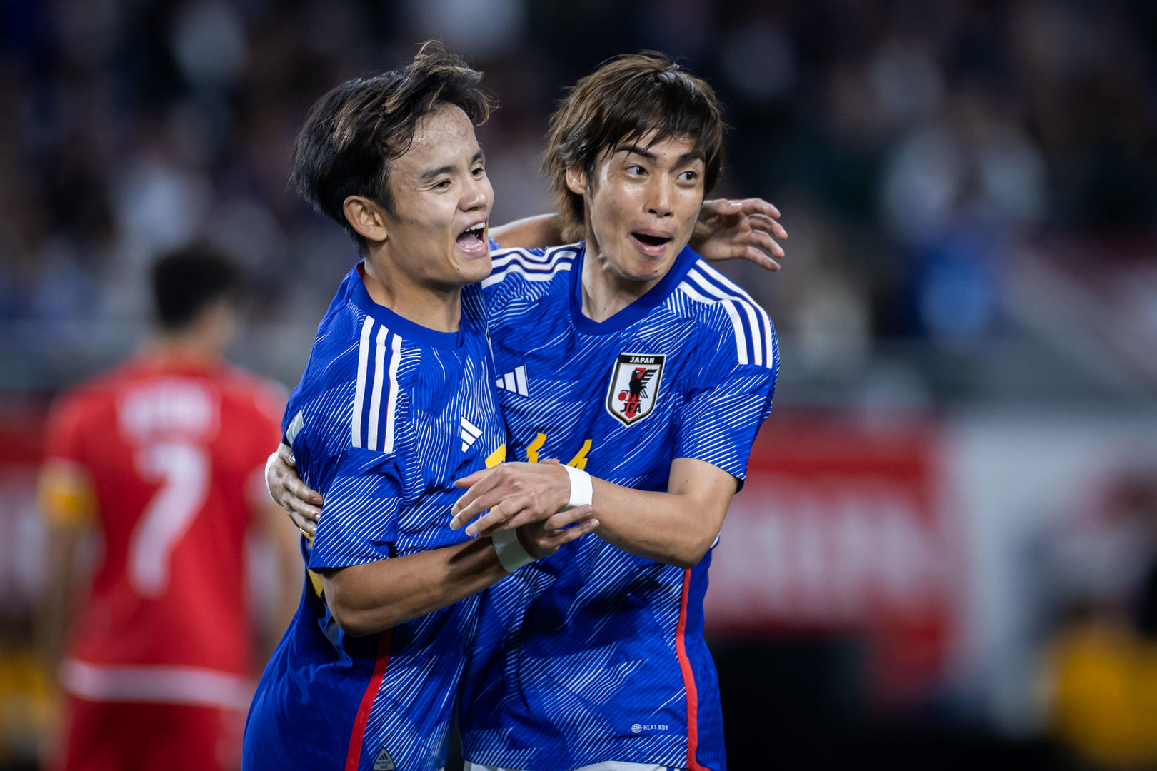 亚洲杯日本队全胜晋级,实力尽显冠军风采! 亚洲杯日本队全胜晋级,实力尽显冠军风采!