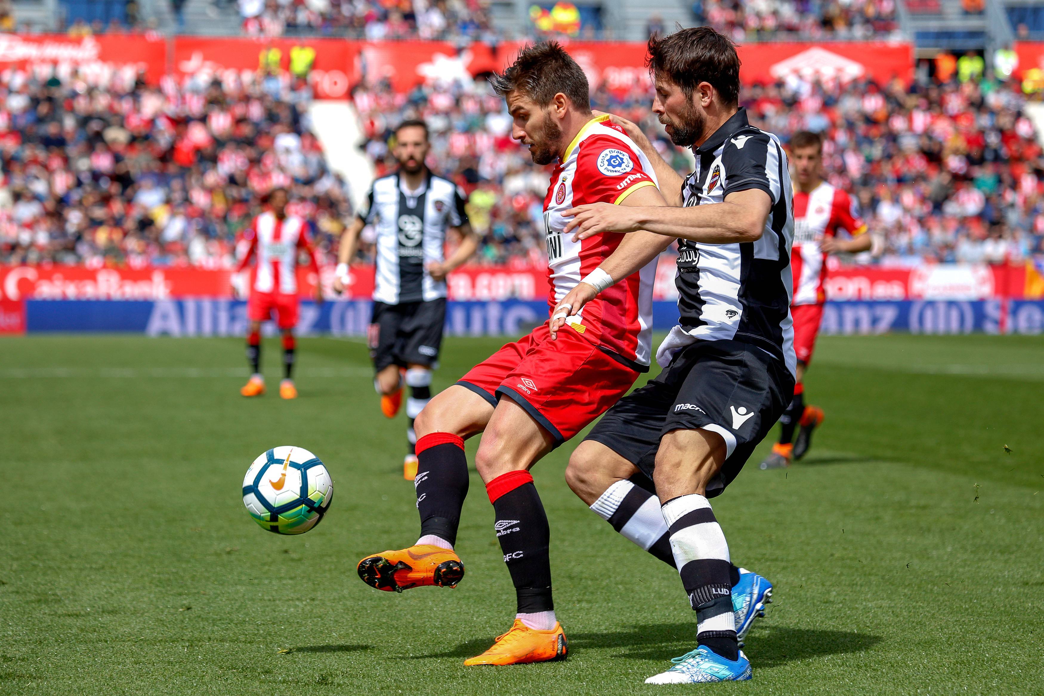 皇家社会客场战胜赫罗纳,取得连胜 皇家社会客场战胜赫罗纳,取得连胜