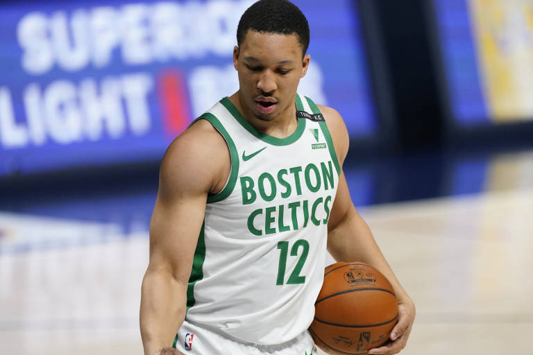 球队拒绝甩卖球星,坚持等待他的回归 球队拒绝甩卖球星,坚持等待他的回归