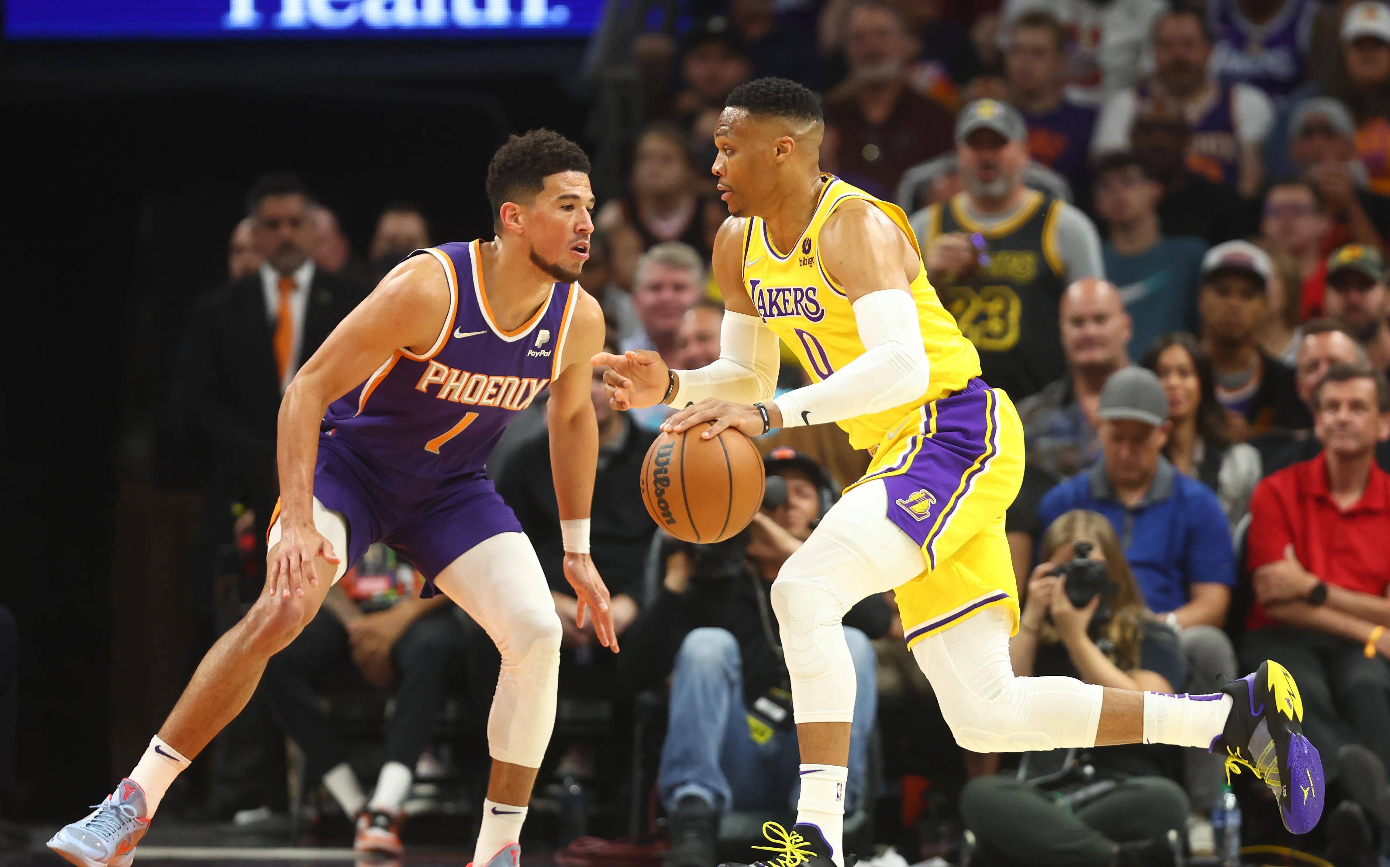 保罗两双表现,太阳晋级西部半决赛将对阵湖人 保罗两双表现,太阳晋级西部半决赛将对阵湖人