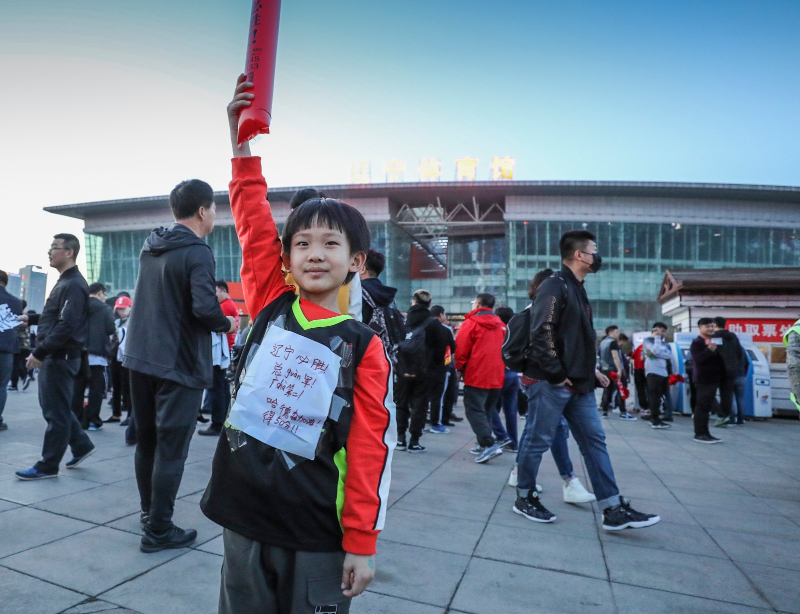 佛罗伦萨新援获得首秀表现,球迷期待更多 佛罗伦萨新援获得首秀表现,球迷期待更多