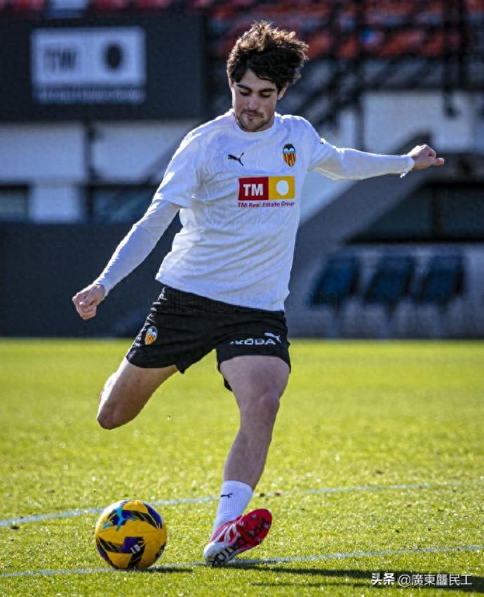 星空体育app-瓦伦西亚客场战胜强敌,取得连胜