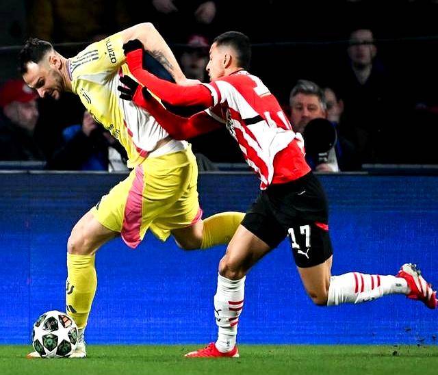 欧冠赛场激烈火拼,胜负难分令人热血沸腾 欧冠赛场激烈火拼,胜负难分令人热血沸腾