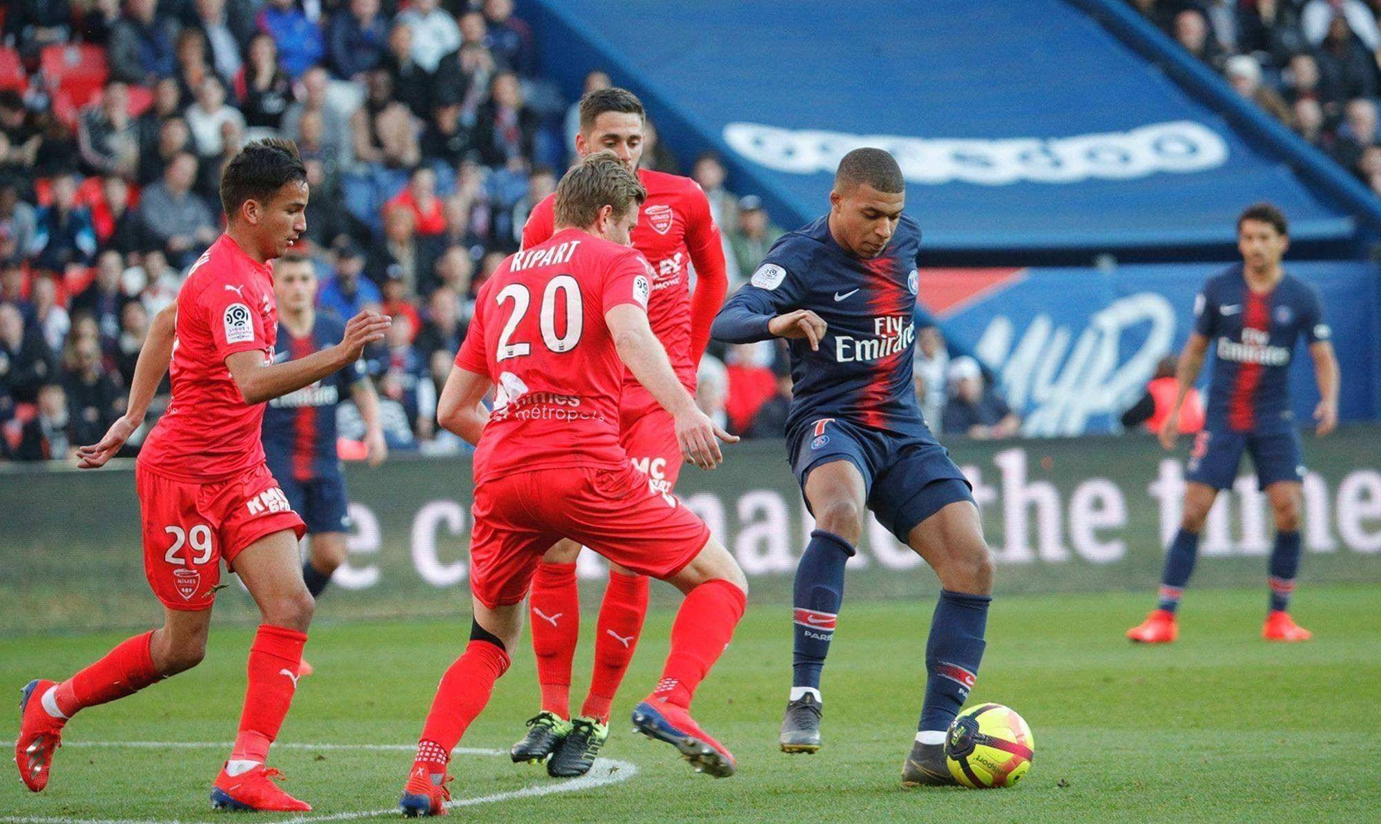 欧冠赛场激烈火拼,胜负难分令人热血沸腾 欧冠赛场激烈火拼,胜负难分令人热血沸腾