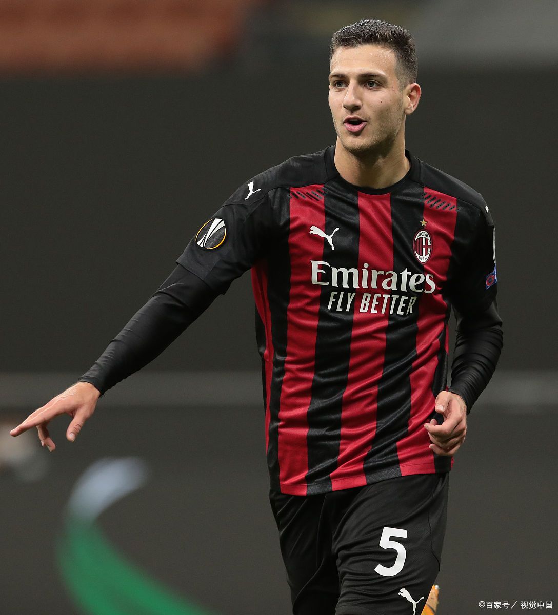 意大利成功逆转波黑,晋级形势乐观 意大利成功逆转波黑,晋级形势乐观