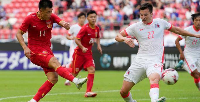 国内足球职业联赛球员状态火热 国内足球职业联赛球员状态火热