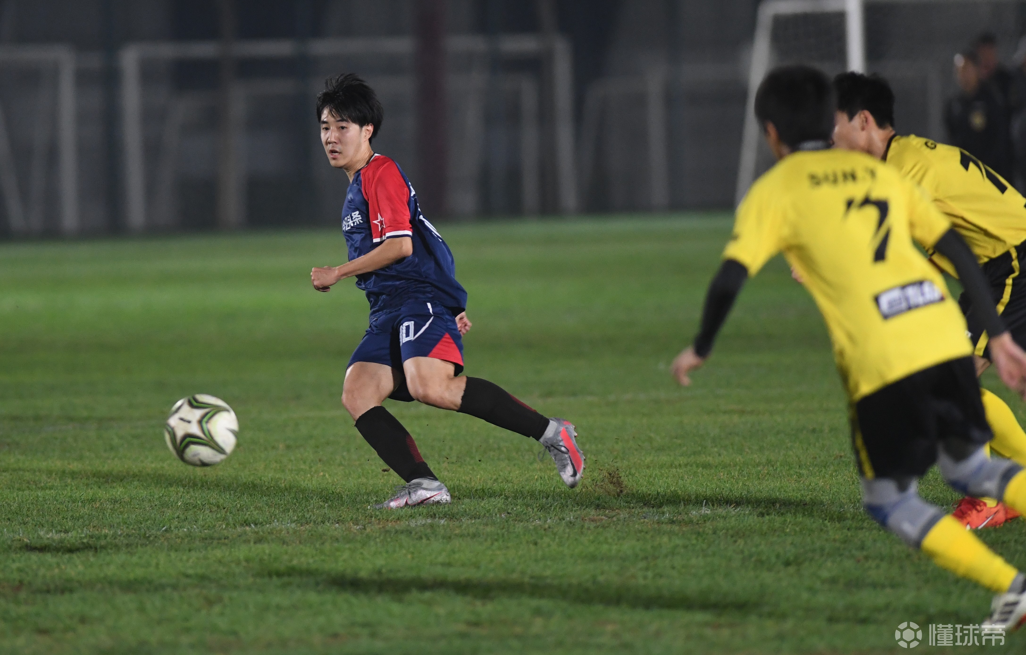 国内足球职业联赛球员状态火热 国内足球职业联赛球员状态火热