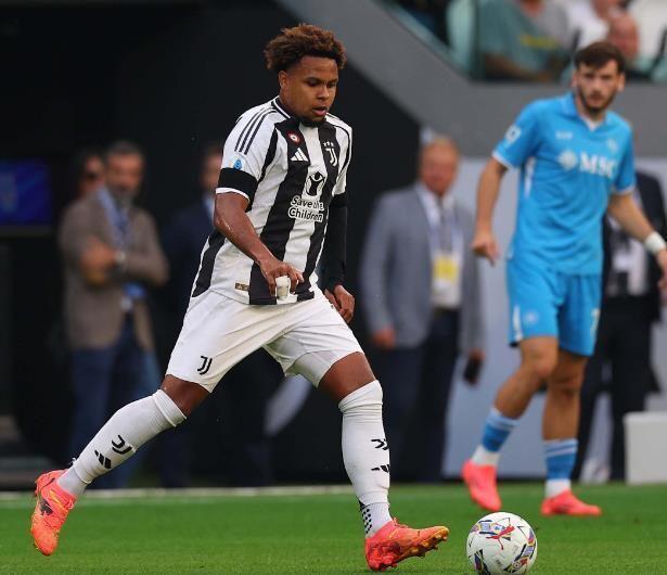 尤文图斯惨败米兰,连续三轮不胜 尤文图斯惨败米兰,连续三轮不胜