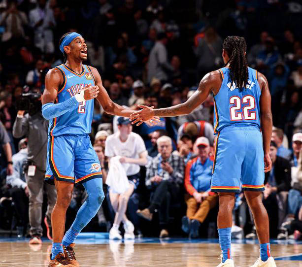 米茨切尔开花,雷霆逆袭击败爵士取得四连胜 米茨切尔开花,雷霆逆袭击败爵士取得四连胜