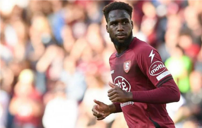 拉齐奥新援演绝杀好戏,主场大胜暂居第二 拉齐奥新援演绝杀好戏,主场大胜暂居第二