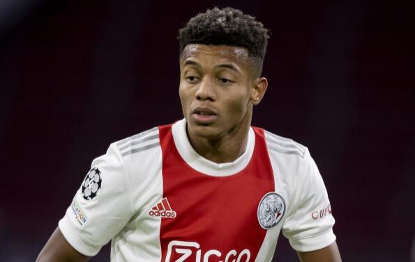 乌克兰决定提升足球基层教育,培养新人才 乌克兰决定提升足球基层教育,培养新人才