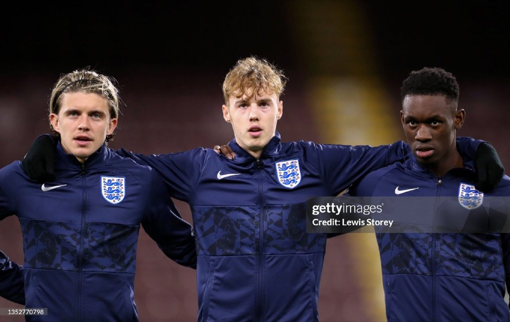 捷克队连扳两城,欧预赛前景渐显光明 捷克队连扳两城,欧预赛前景渐显光明