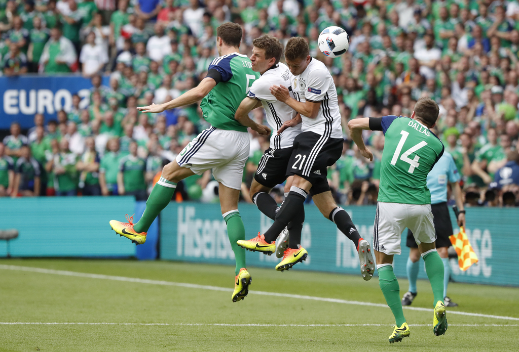 北爱尔兰客场1-0险胜拉脱维亚,小组次席 北爱尔兰客场1-0险胜拉脱维亚,小组次席