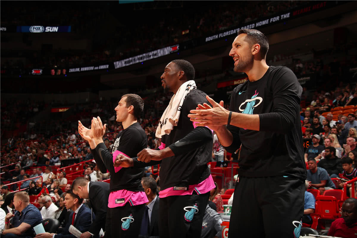 炮火声中继续前进!火箭将迎战热火 炮火声中继续前进!火箭将迎战热火