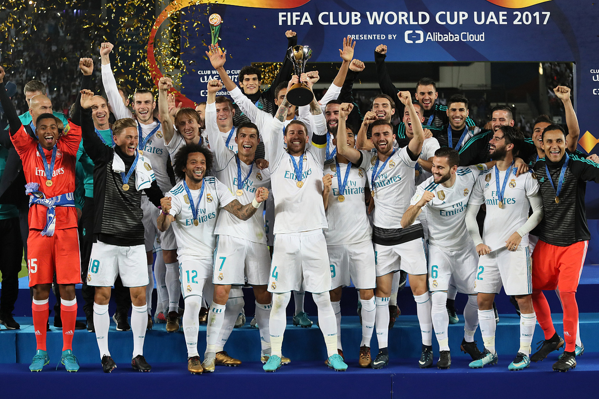 皇家马德里客场大胜,占据西甲榜首位置 皇家马德里客场大胜,占据西甲榜首位置