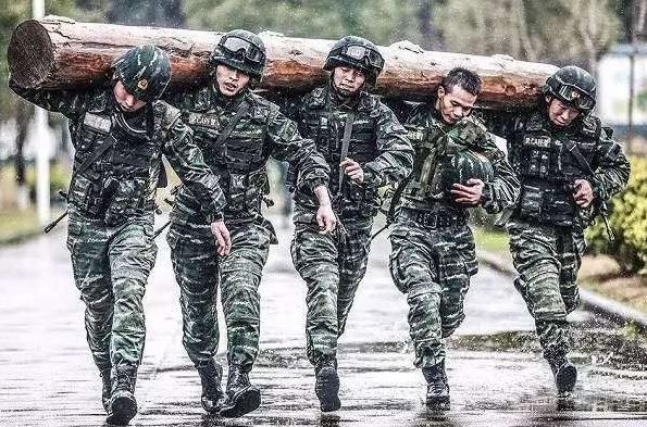 关键时刻球员亮剑,球队战术牢牢守住胜局 关键时刻球员亮剑,球队战术牢牢守住胜局