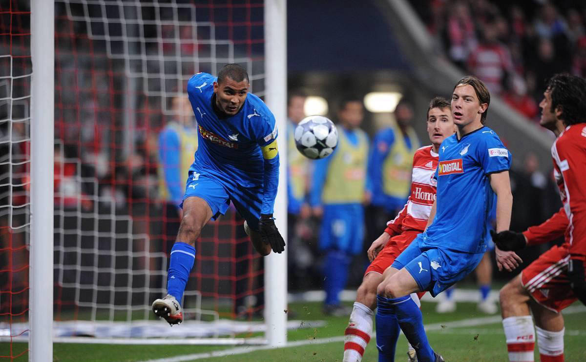 霍芬海姆主场逼平利物浦,继续稳坐次席 霍芬海姆主场逼平利物浦,继续稳坐次席