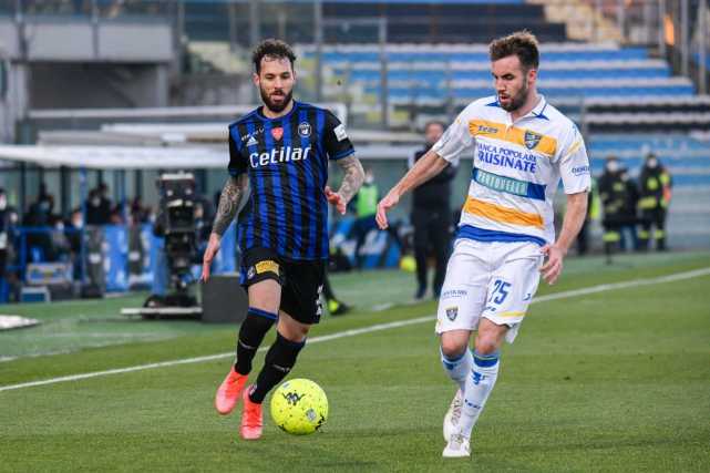 星空体育-克罗托内主场取胜弗罗西诺内,豪取三分