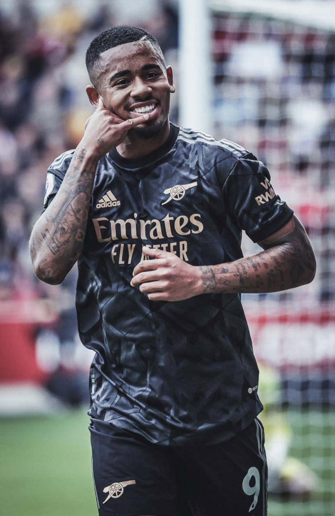 巴西队前锋费尔南多本赛季进球不断,完美发挥 巴西队前锋费尔南多本赛季进球不断,完美发挥