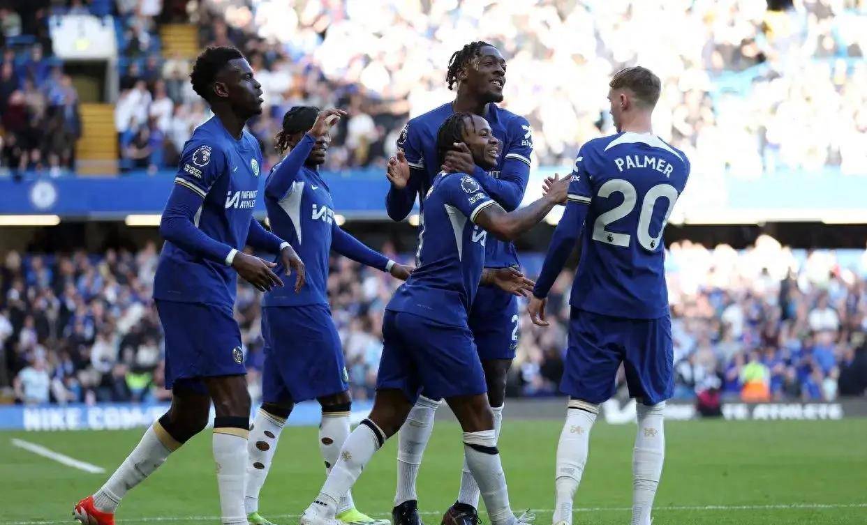 切尔西主教练谈续约计划,球迷拭目以待! 切尔西主教练谈续约计划,球迷拭目以待!