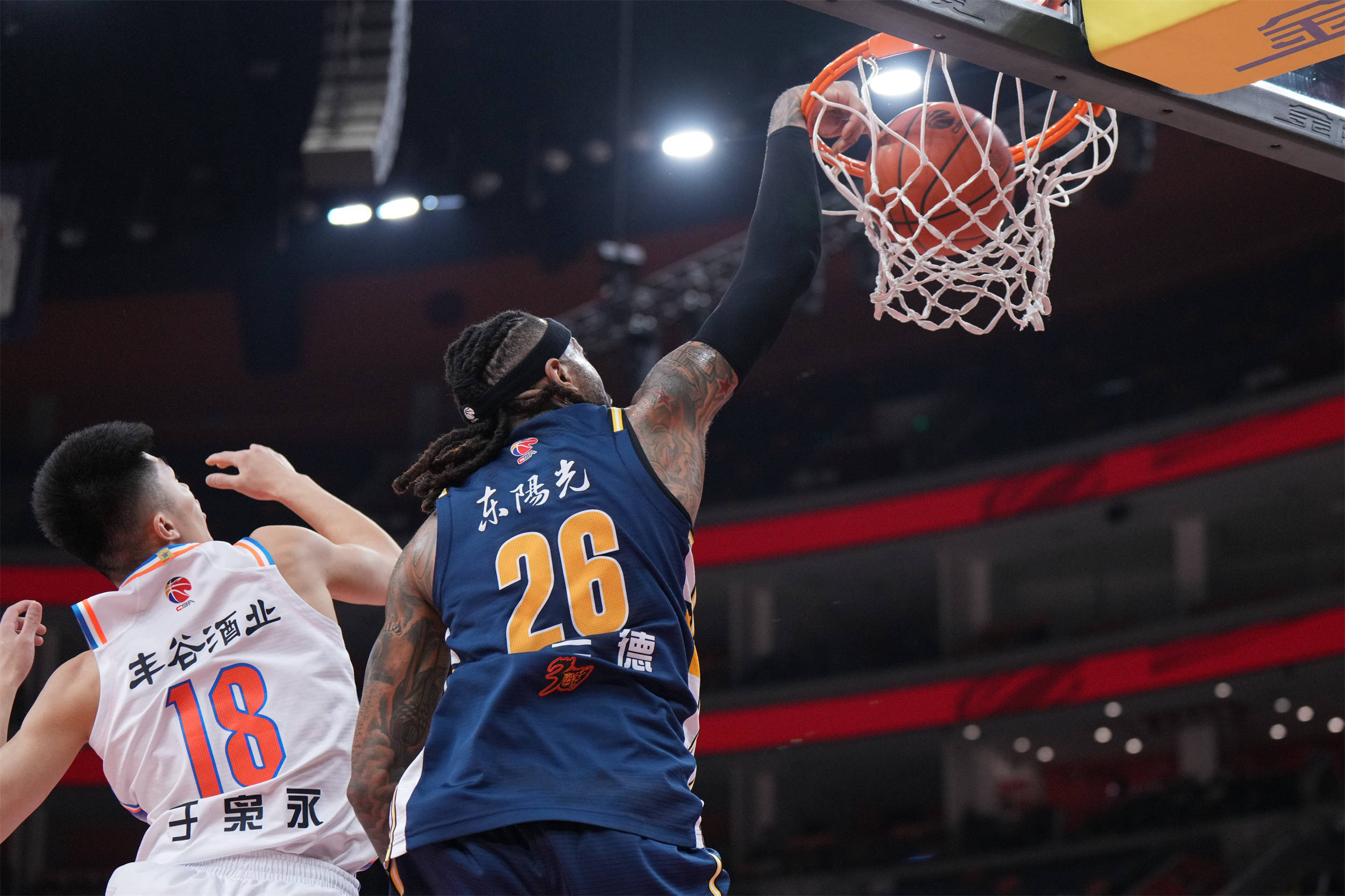 广东队火力全开,实力抢眼取胜 广东队火力全开,实力抢眼取胜