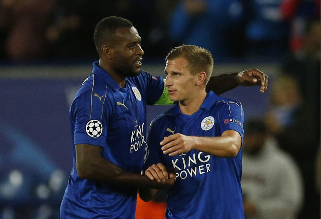 帕尔马中锋突破对手门将,锁定胜局 帕尔马中锋突破对手门将,锁定胜局