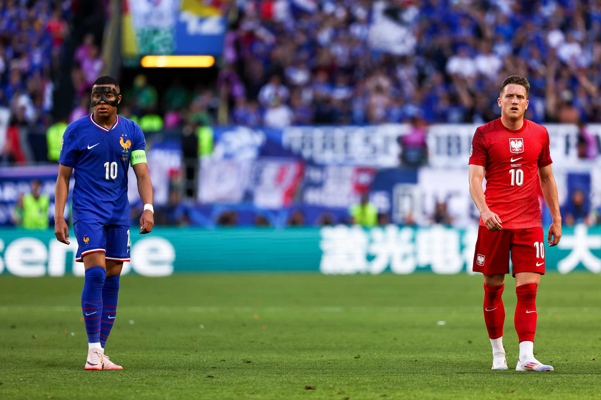 桑梅尔至今不败,成为法国联赛黑马 桑梅尔至今不败,成为法国联赛黑马