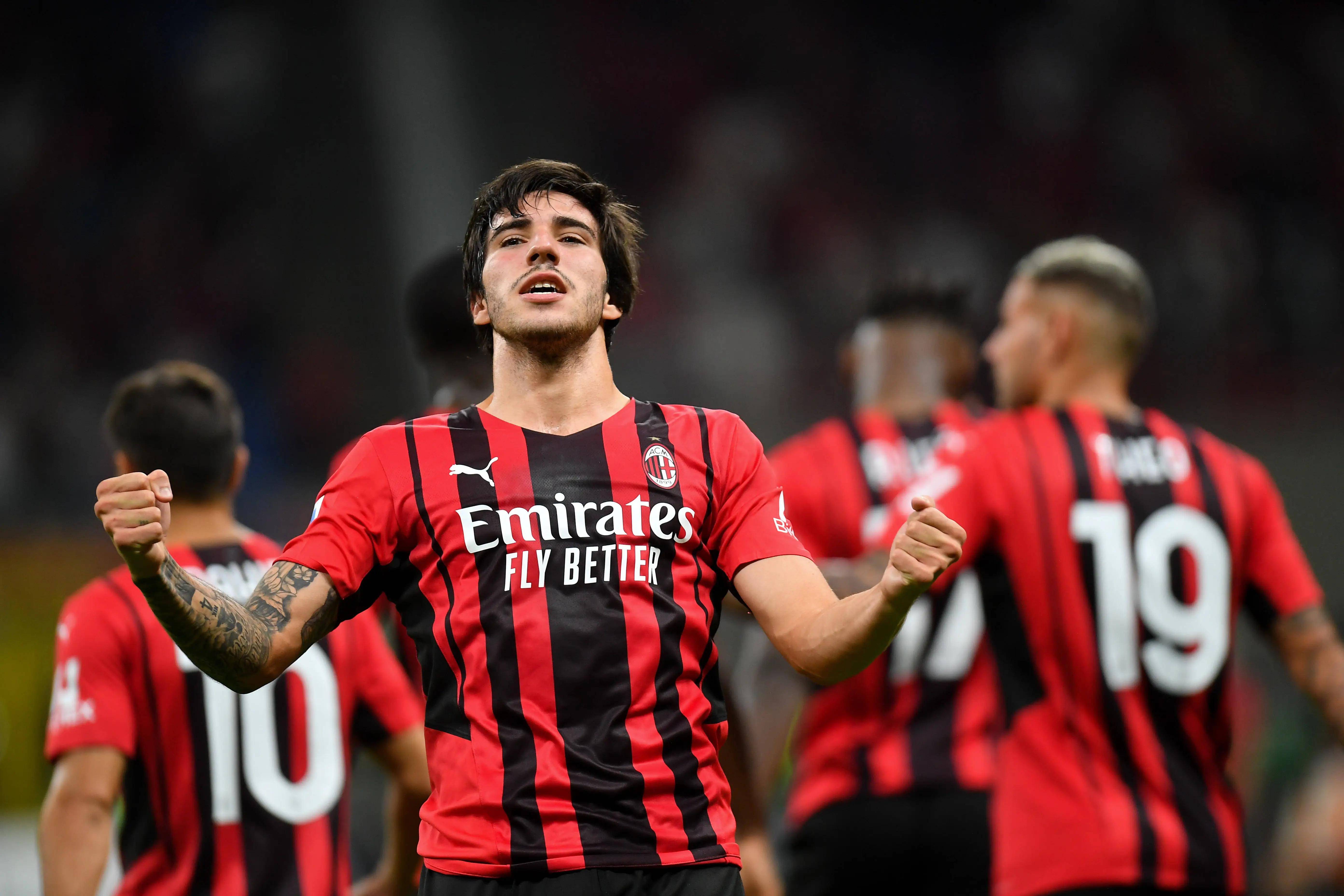 星空体育-尤文图斯主场失利，后防连续犯错