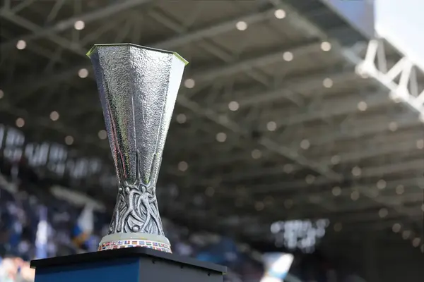 星空体育官网入口-德国足球俱乐部争夺欧联杯资格，排名拉锯战