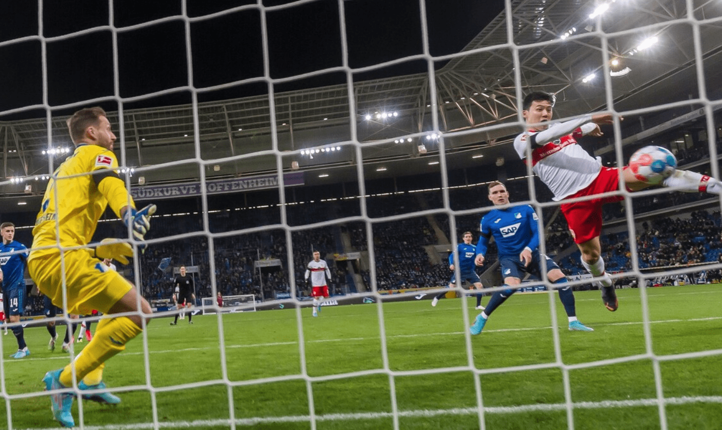 星空体育-霍芬海姆队实现艰难逆转，赢得掌声